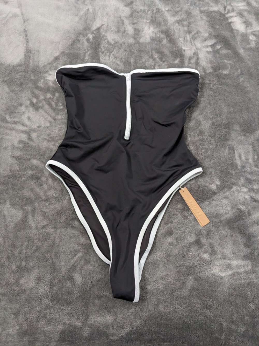 NWT Skims Sporty Zipper Swim Strapless One Piece - Size Small
